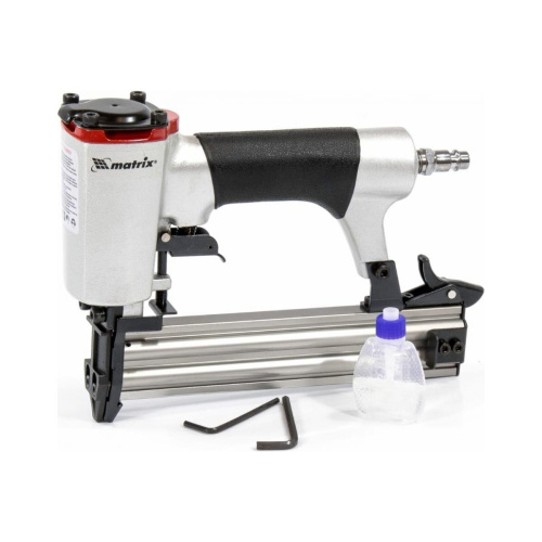 Степлер пневматический MATRIX 57405 для гвоздей от 10 до 32мм