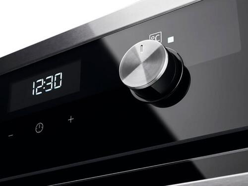 Электрический духовой шкаф Electrolux KOD5C70BX черный