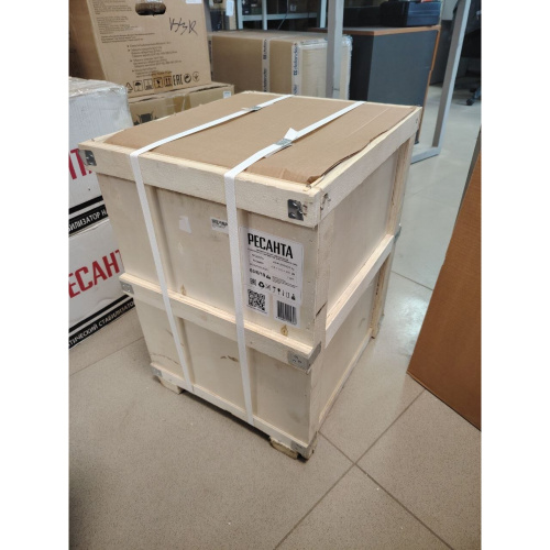 УЦ Стабилизатор напряжения Ресанта АСН-20000/1-Ц серый (плохая упаковка, ремонт платы)