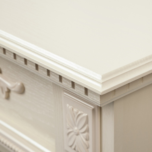 Электрокамин RealFlame Lilian WT жемчуг с очагом Majestic Lux Brass