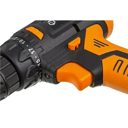 Дрель-шуруповерт Вихрь ДА-18Л-2К/Б