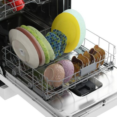 Посудомоечная машина Gorenje GS643C90W белый