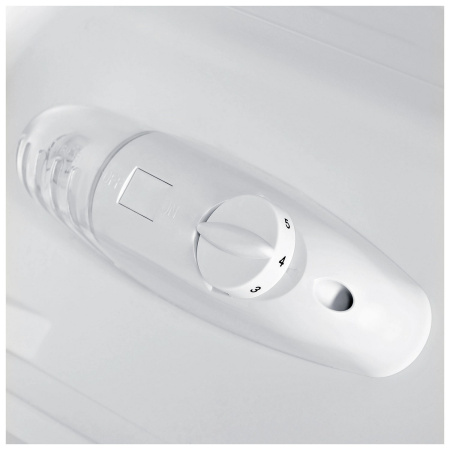 Холодильник Hyundai CC2054WT белый