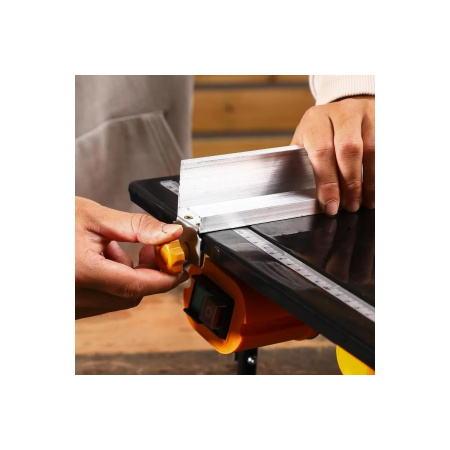 Станок распиловочный Deko DTS1100 (084-1052)